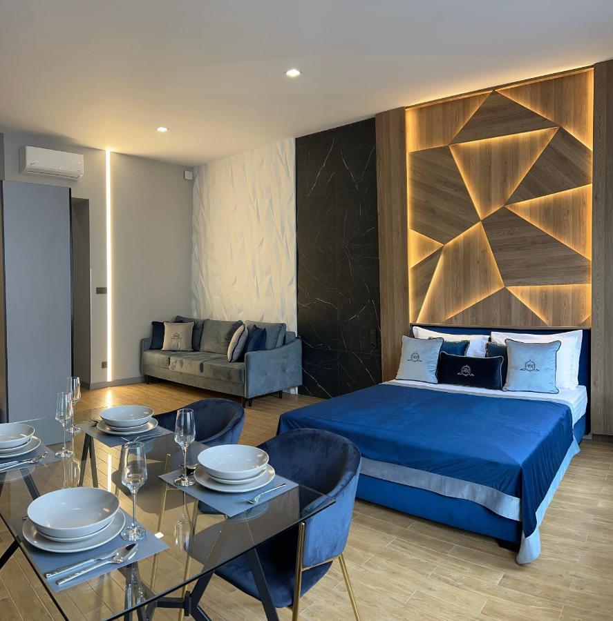 לבוב Central Family Boutique Apartments 2 מראה חיצוני תמונה
